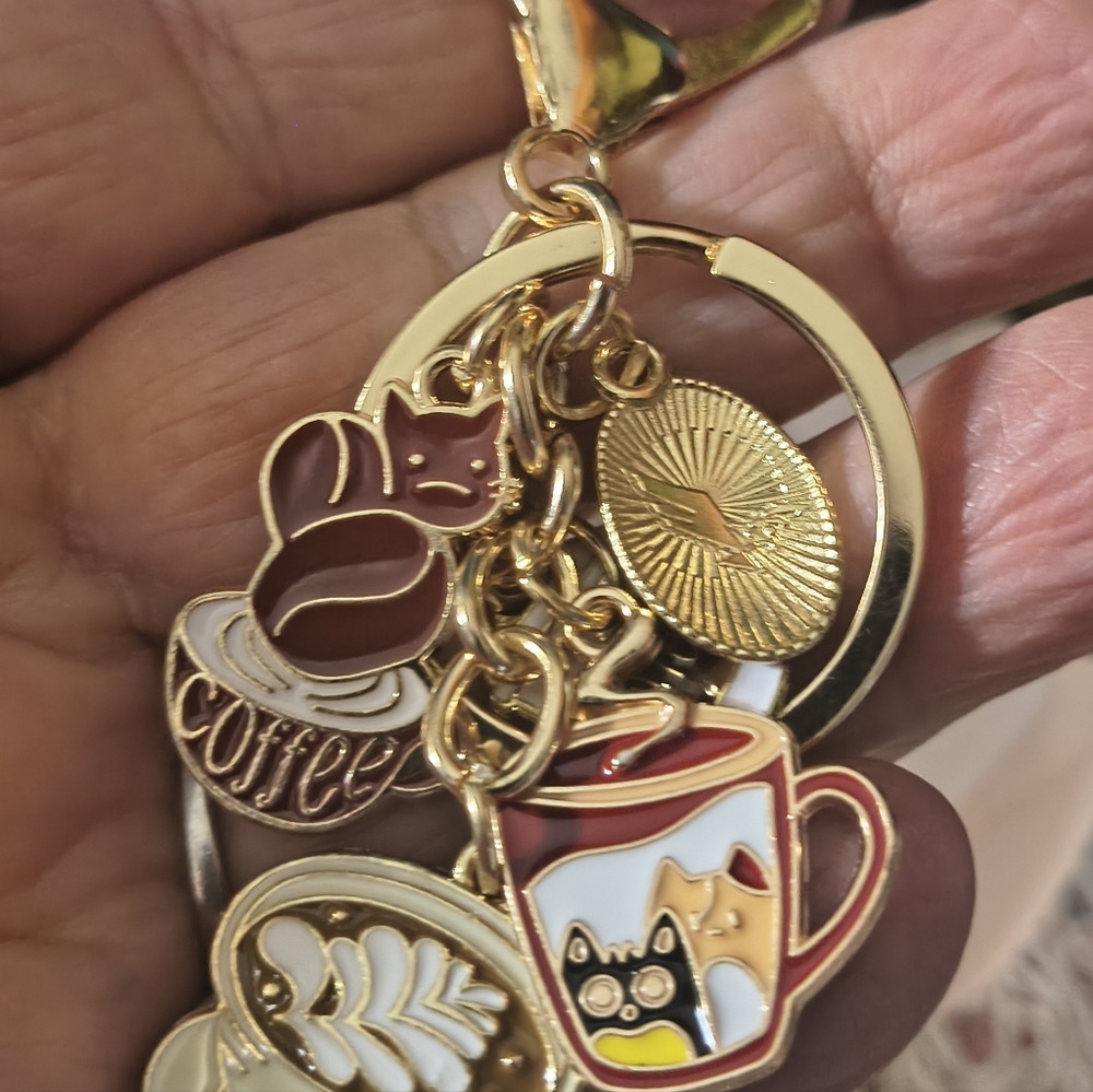 Purse Charm Coffee Cat Keychain Gold Tone - Picture 3 of 3